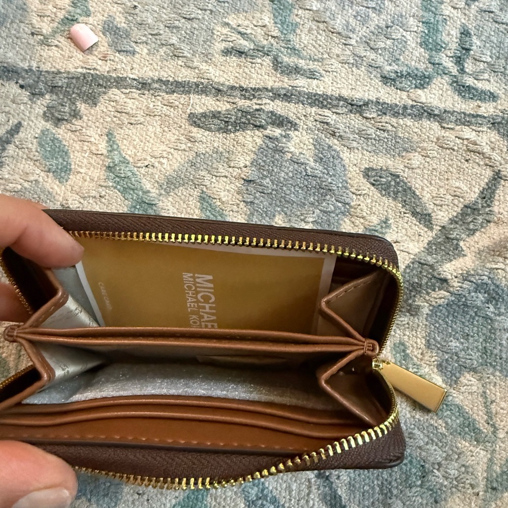 Michael Kors Black and Brown Stripe Wallet - Picture 2 of 3
